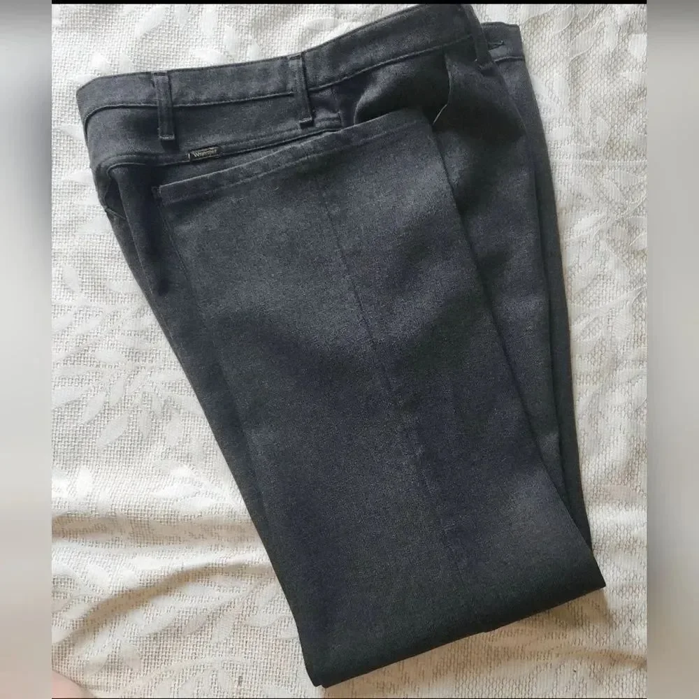 P31 Wrangler Mens Gray Polyester Trousers Size 38x29 NWOT